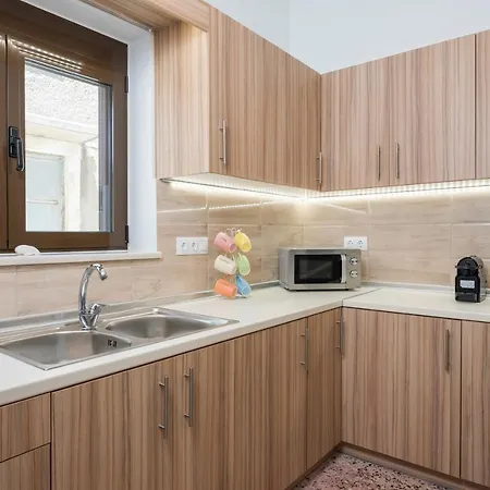 Crescendo House Апартаменти *